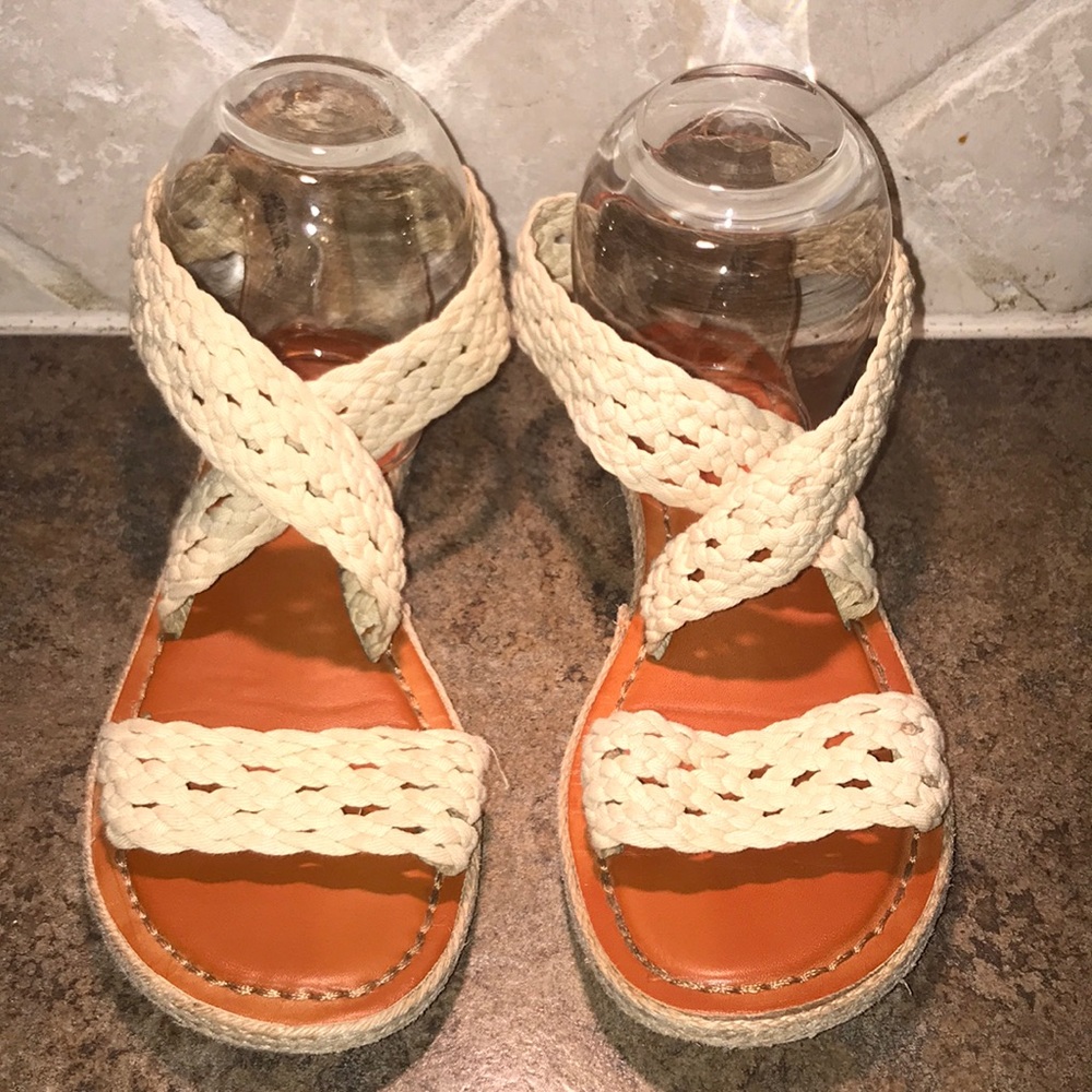 🔴 American Eagle Outfitters Sandals